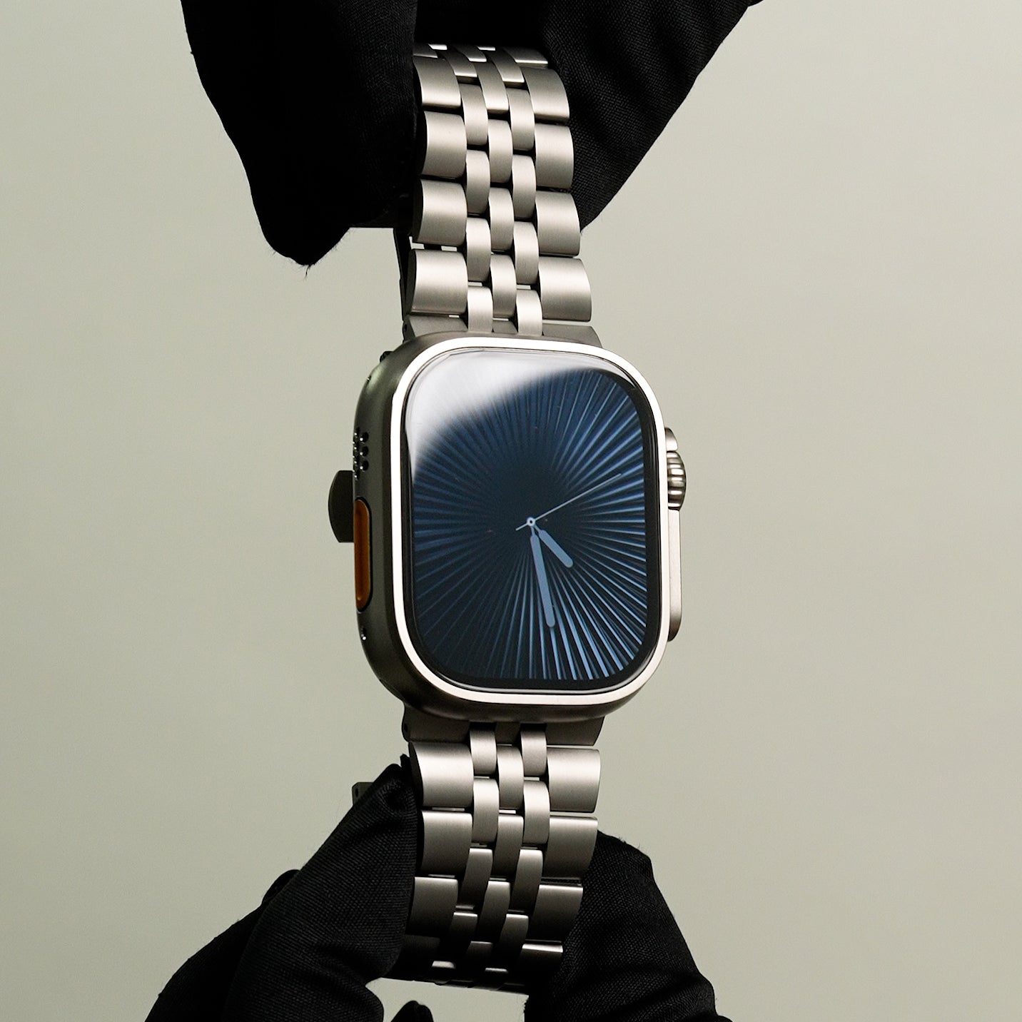 Titanium Bracelet Band V4 - Natural Titanium / Black